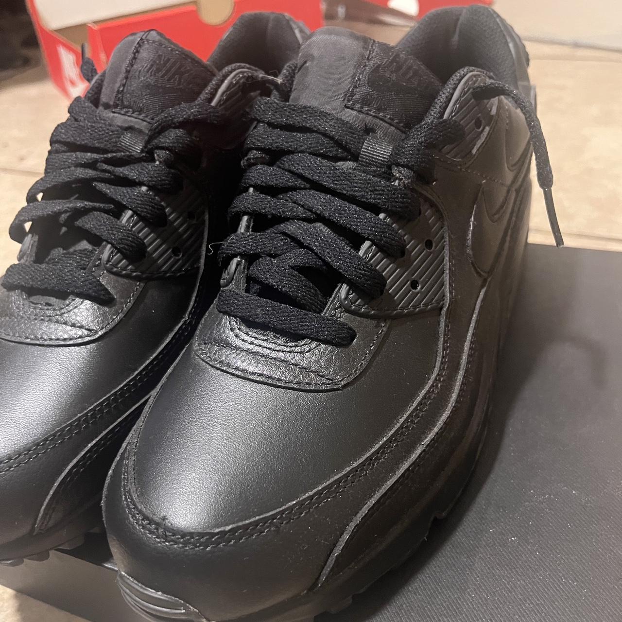 2019 black air max
