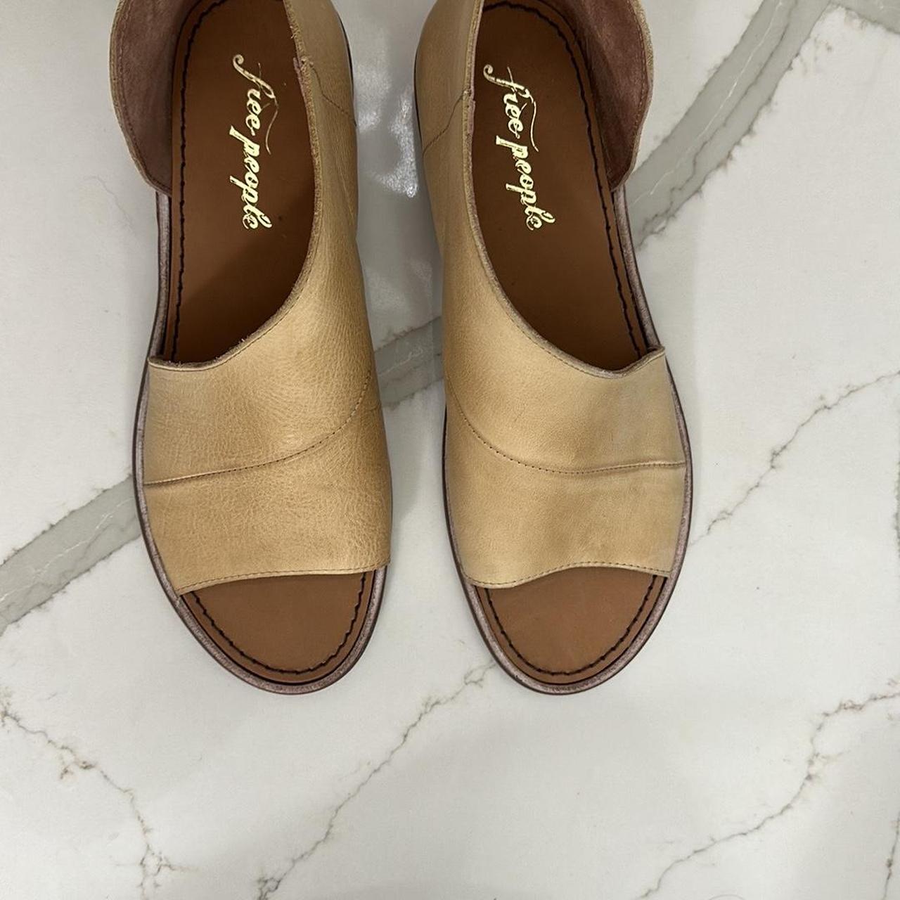 item listed by aidalikeopera