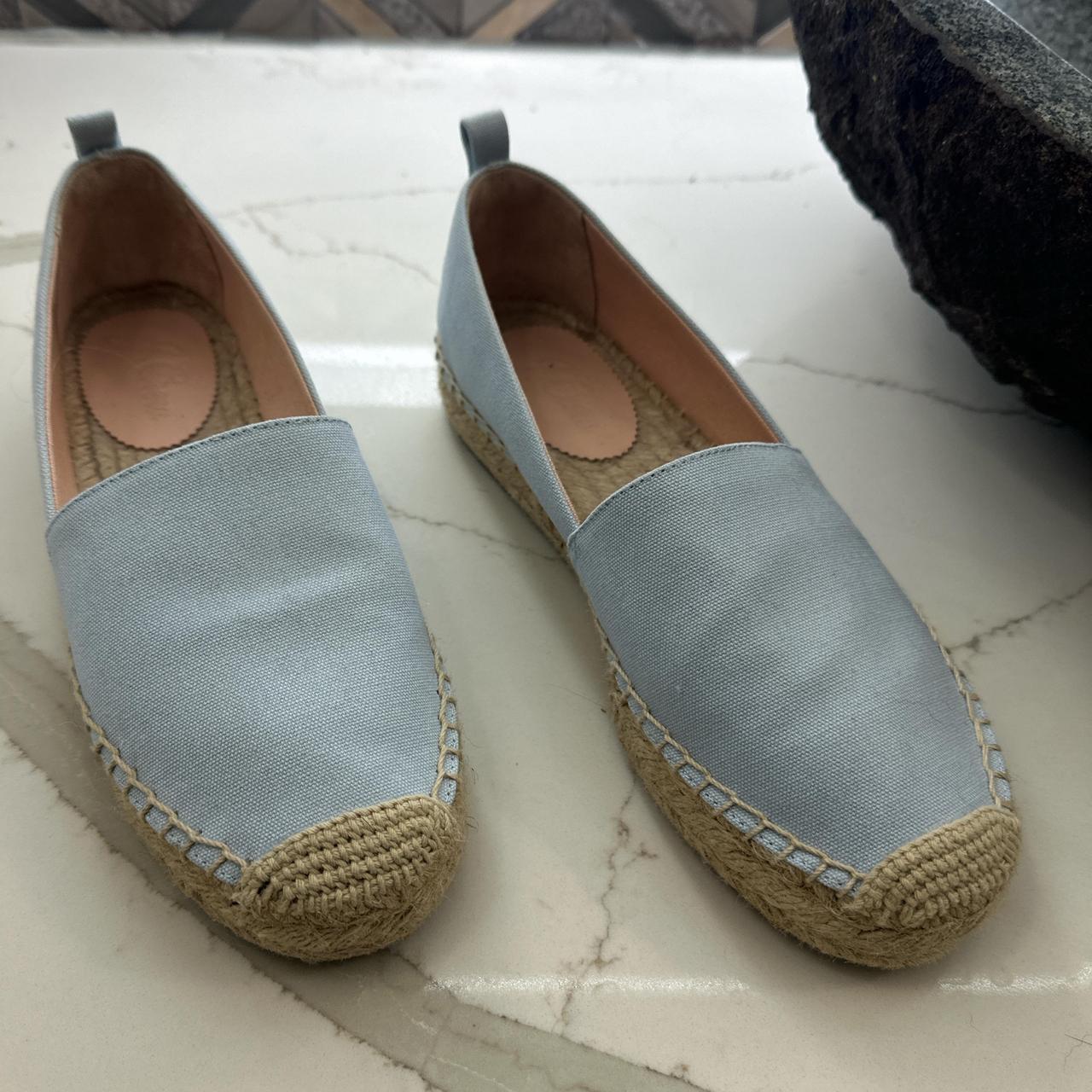 item listed by aidalikeopera