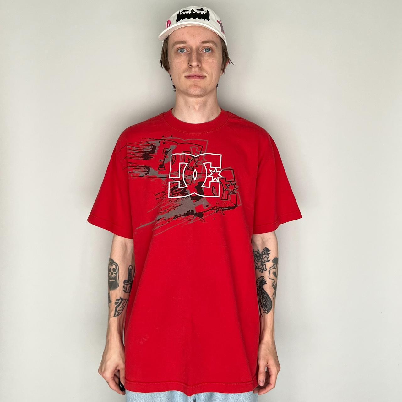 DC Shoes Men's Red and Black T-shirt | Depop