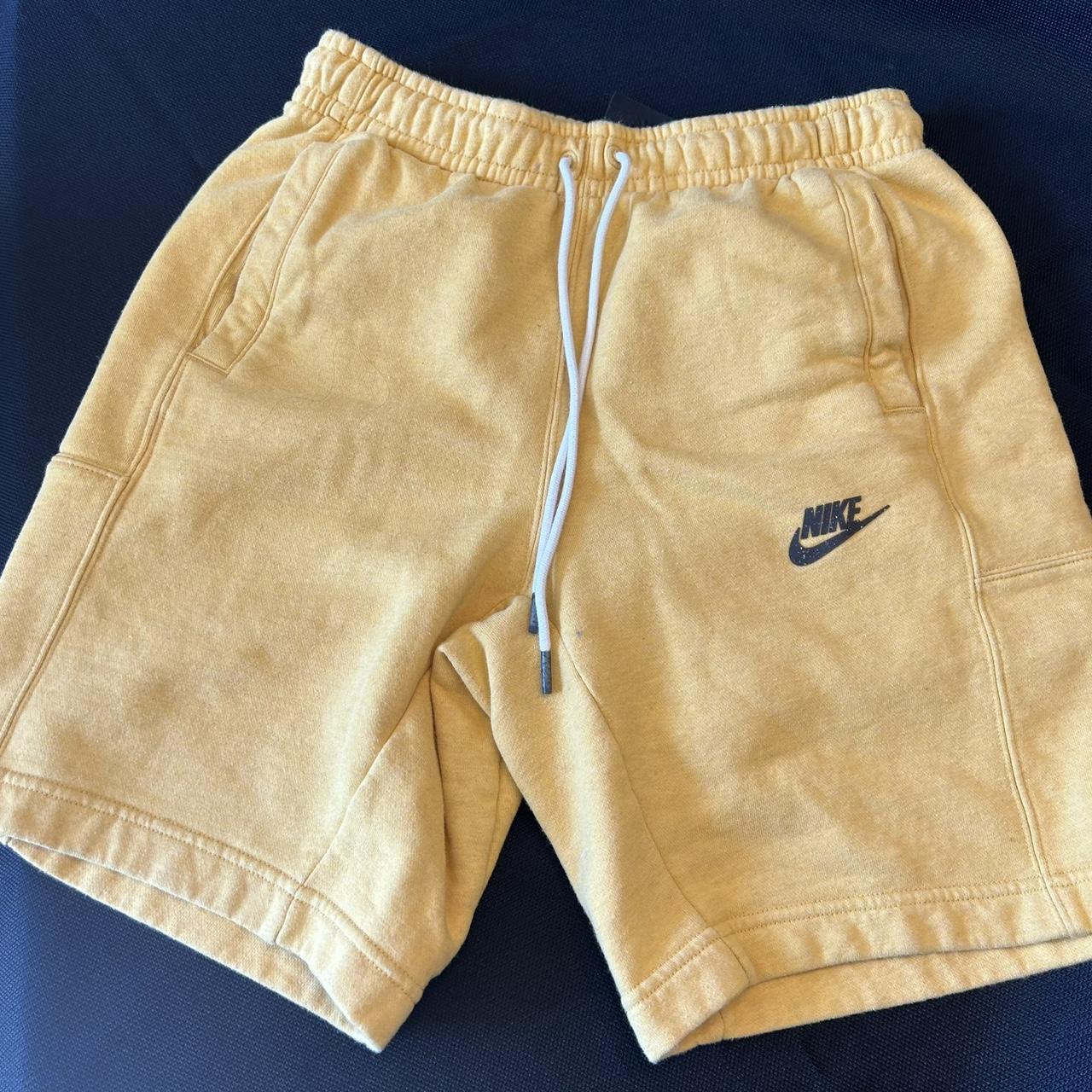 mens nike yellow shorts