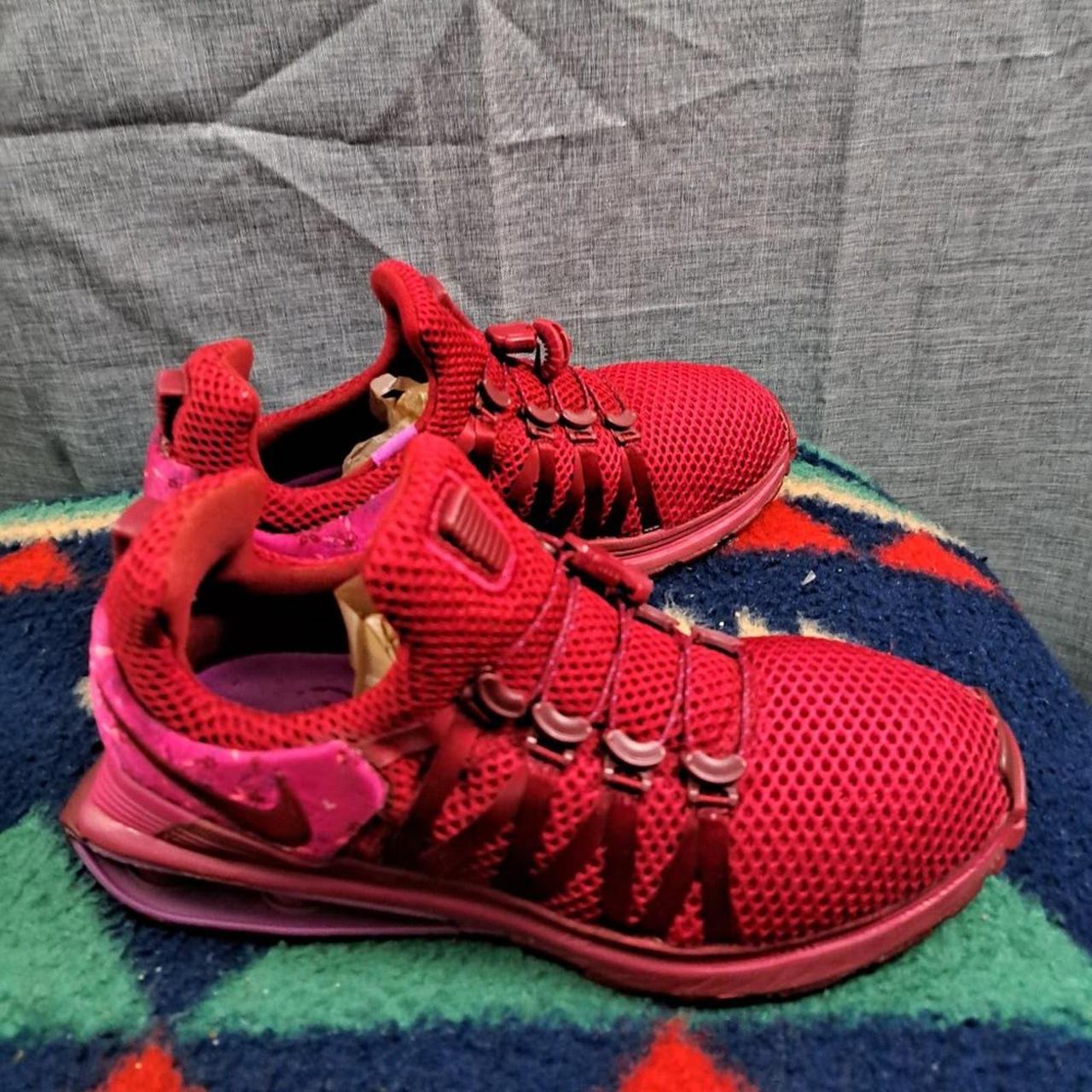 nike shox gravity women's