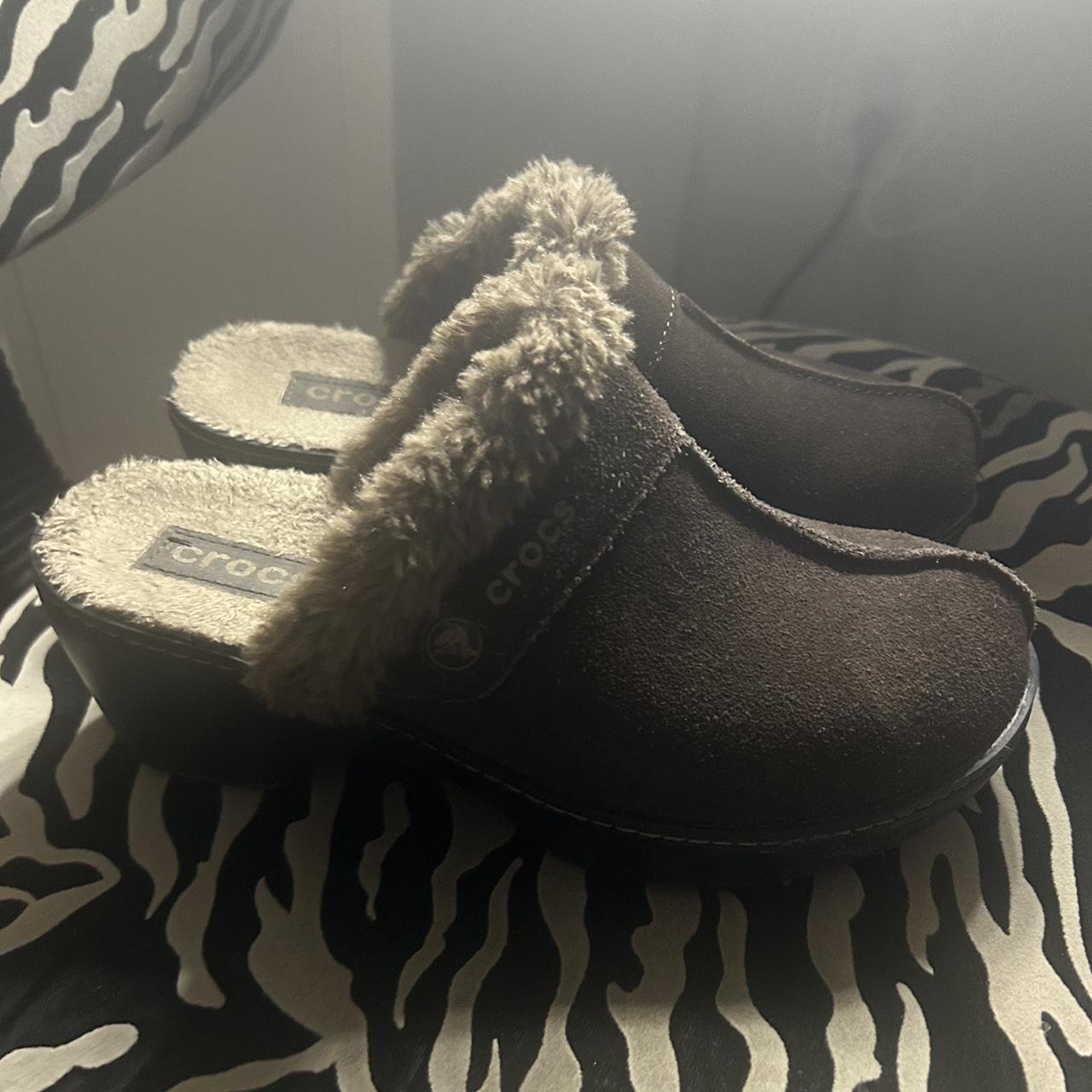 Crocs brown and tan clogs with faux fur lining winter