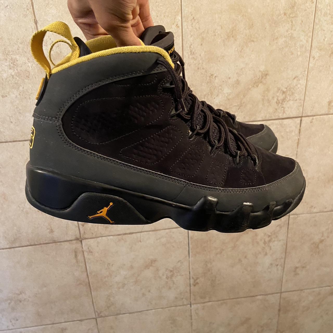 Black and yellow 9s online