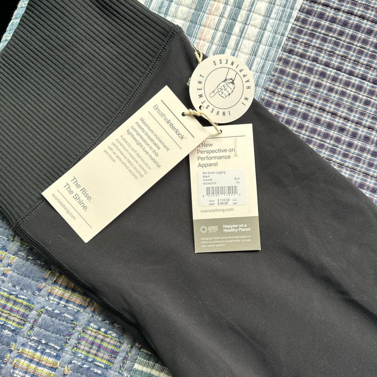 Vuori Studio Pocket Legging black size small - Depop