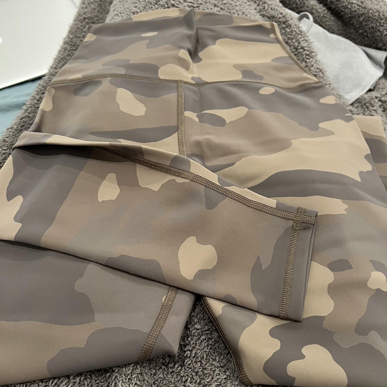 Alo Yoga High Waist Camo Leggings. In Excellent - Depop