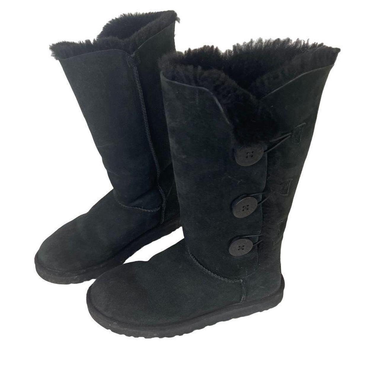 Ugg boots offers size 9