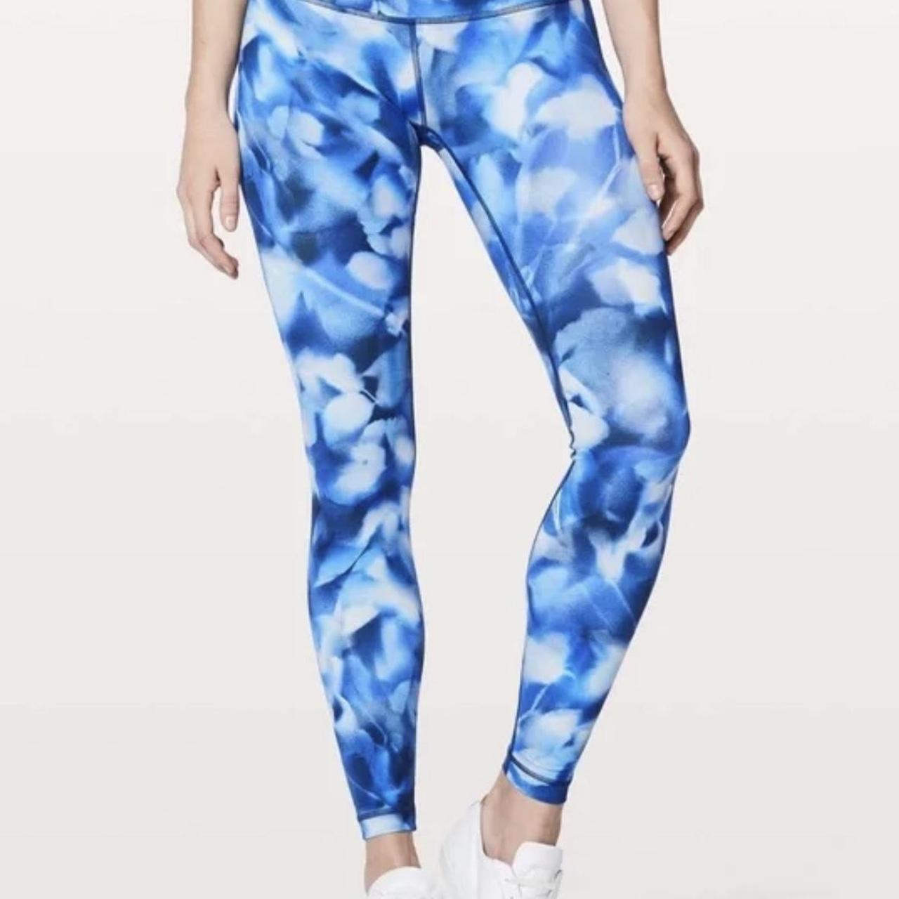 item listed by ashlinshay21
