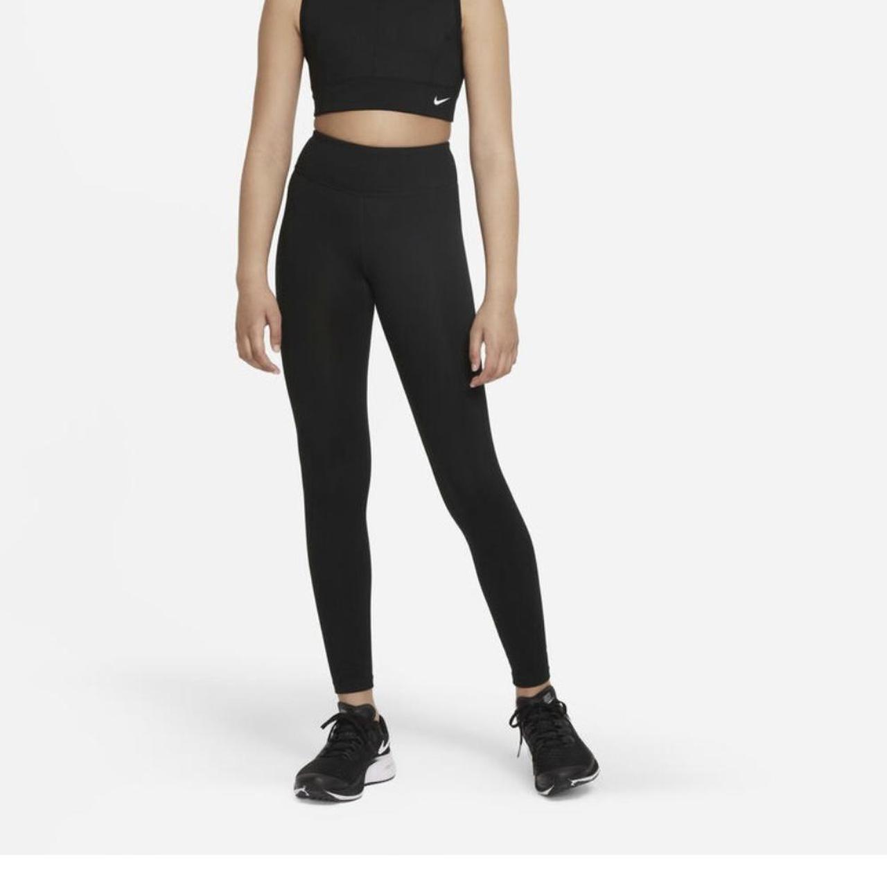 item listed by ashlinshay21
