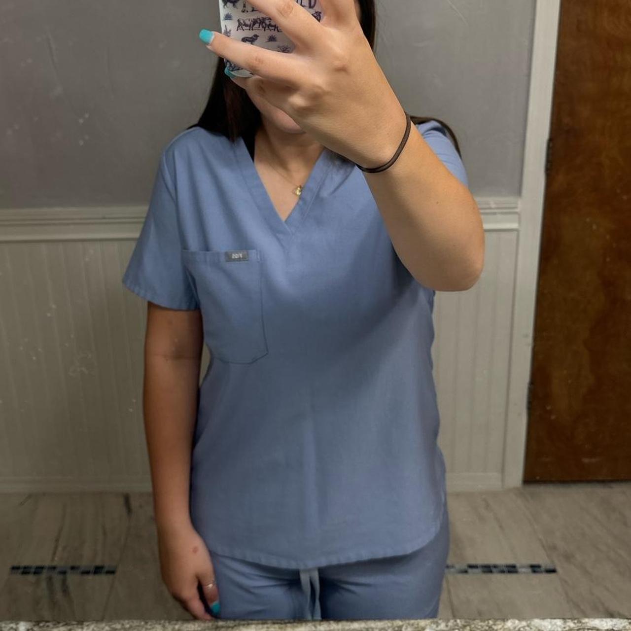 Women’s Figs Scrub Set Size M Color is closest to... Depop