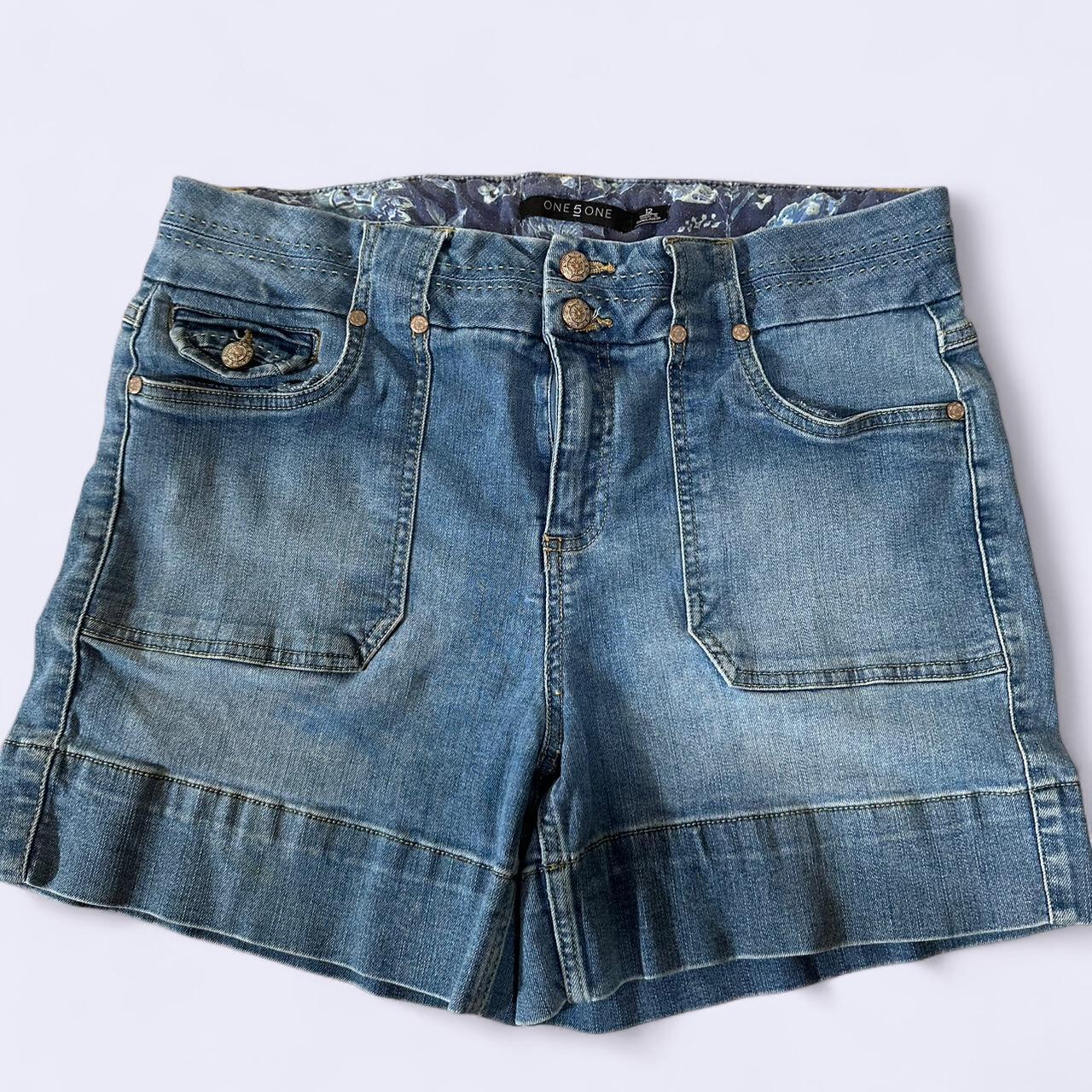 item listed by cellophane6316