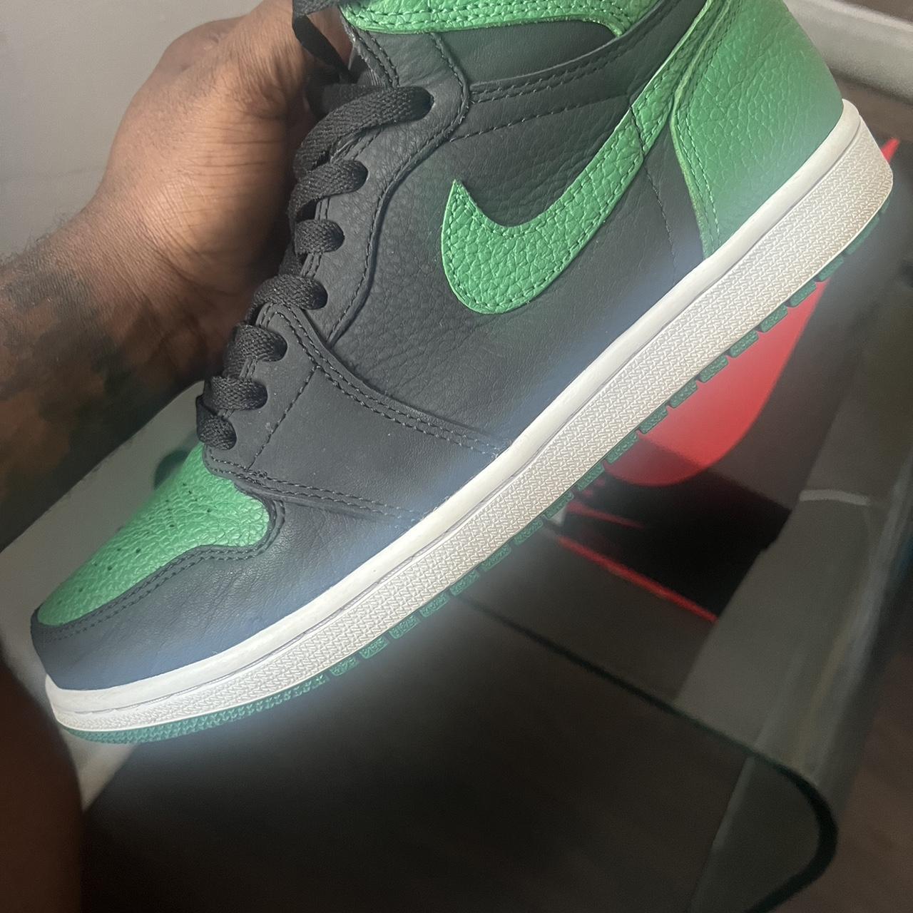 Green pine Jordan 1s - Depop