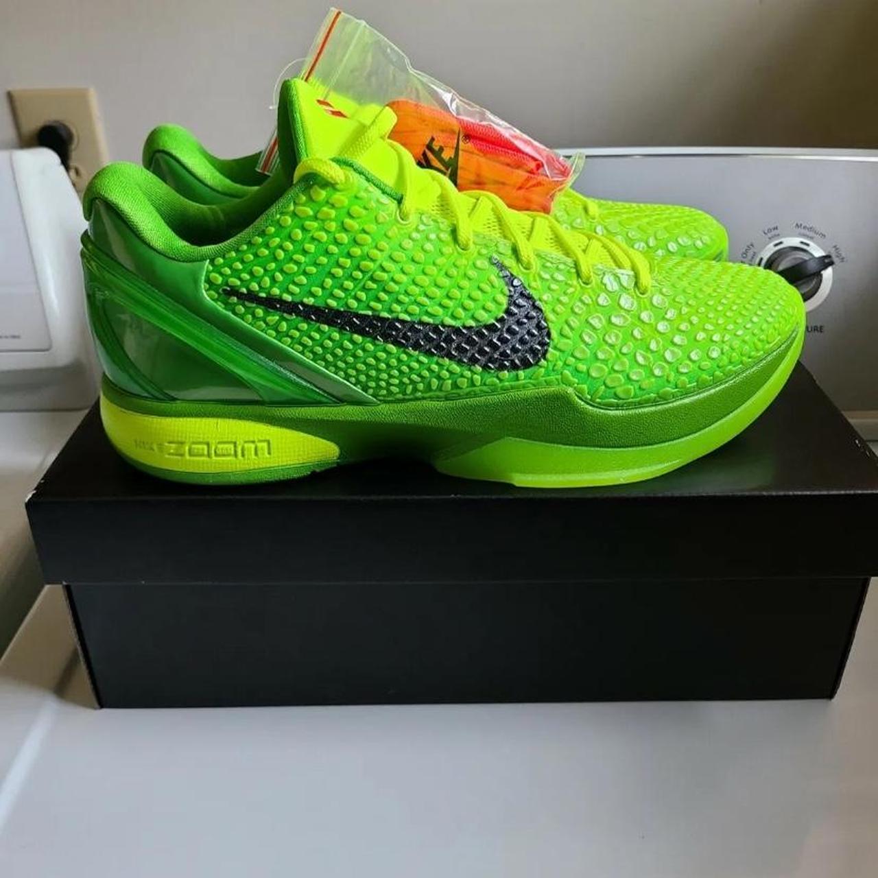 Kobe grinches green I take cashapp let’s negotiate... - Depop