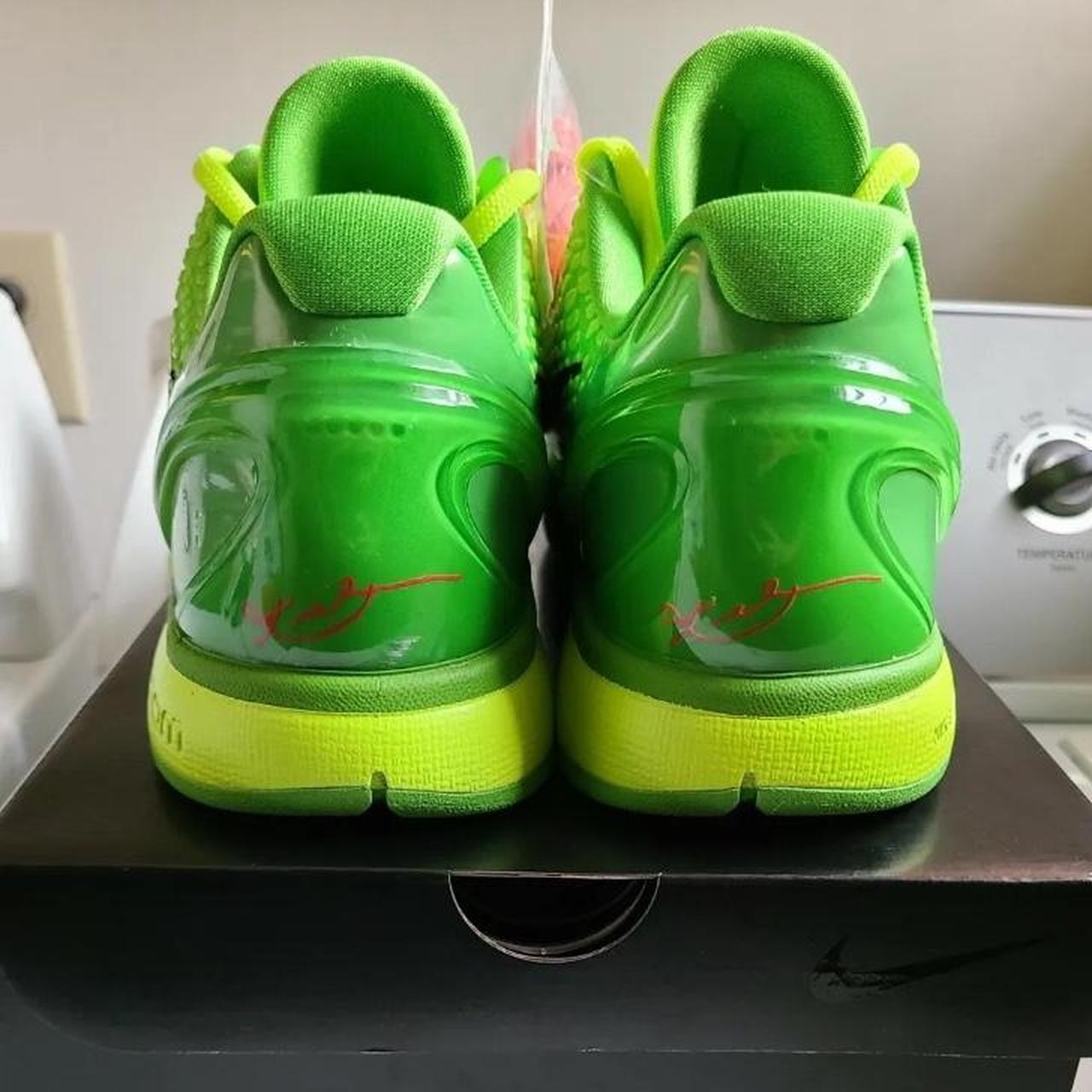 kobe green grinch shoes