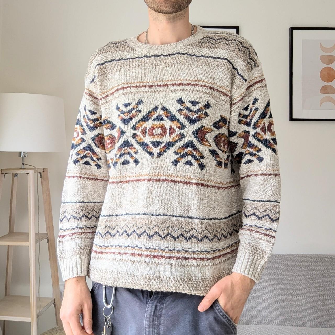 vintage ニットポンチョ jantiques hooked toro Chunky Knit Sweaters: A Timeless Staple – Brochu Walker