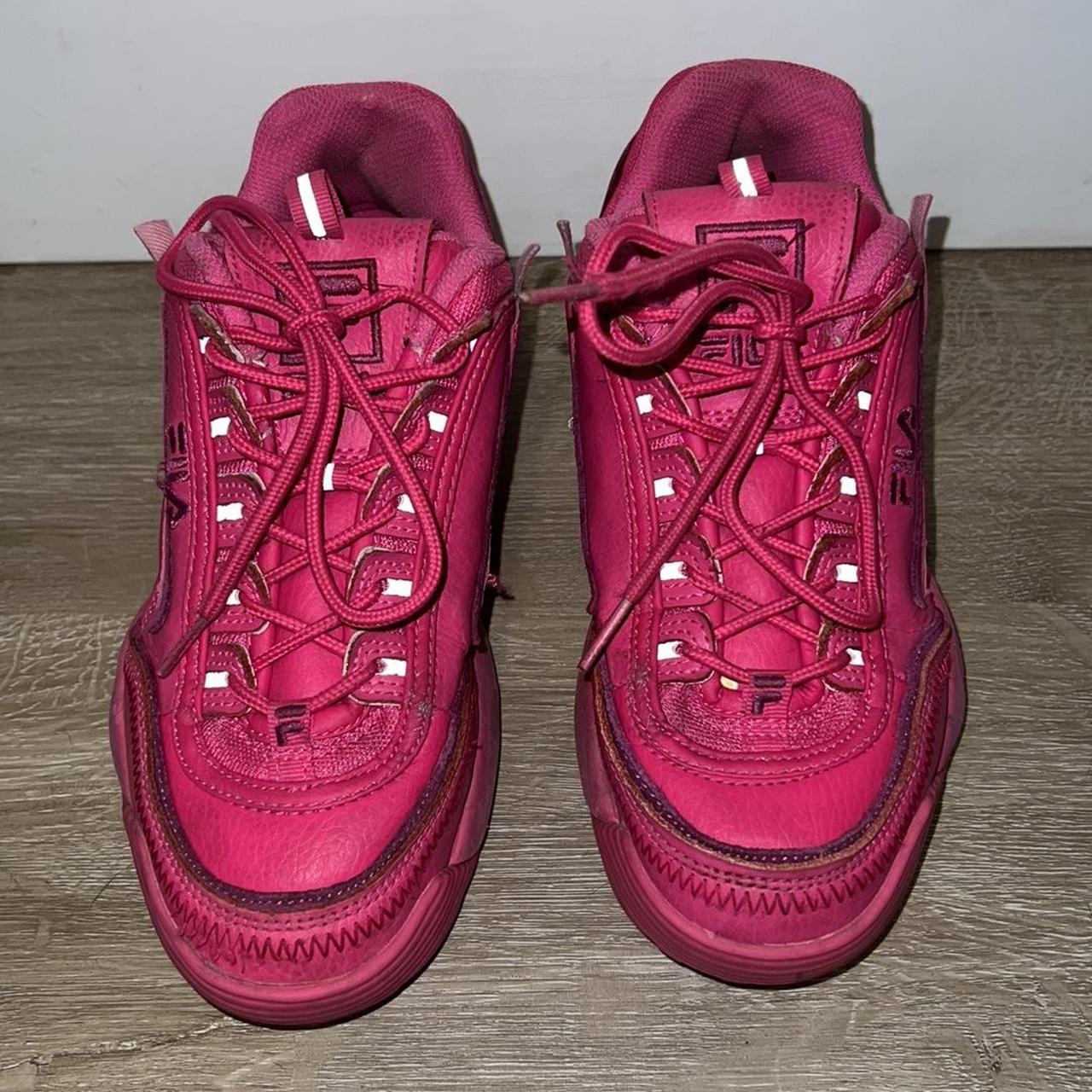 Hot pink filas best sale