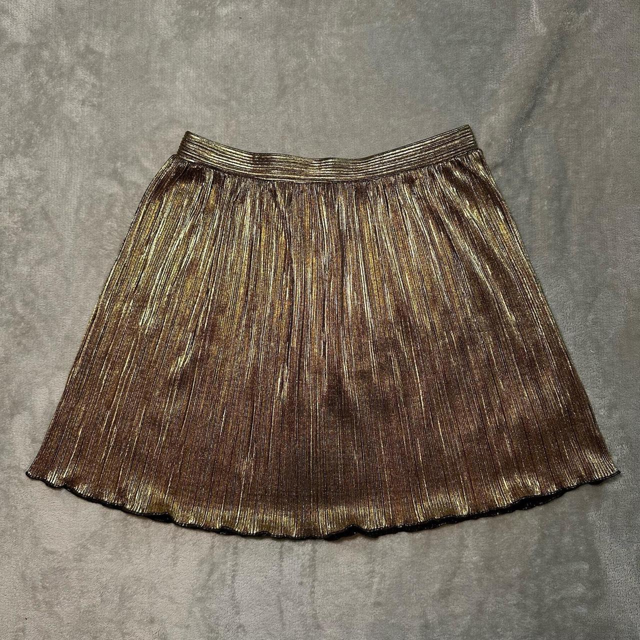 Forever 21 gold pleated skirt hotsell