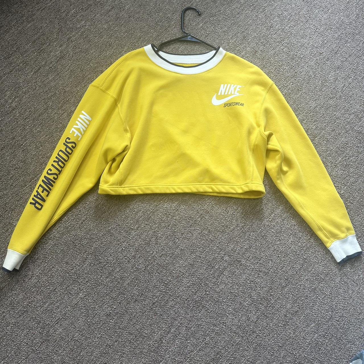 nike sportswear reversible cropped sweatshirt