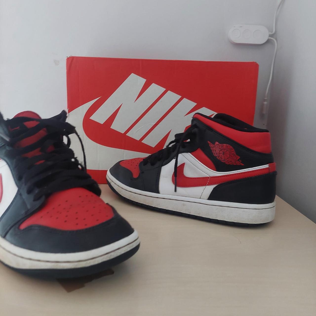 Nike air jordan one bred trainers Good condition