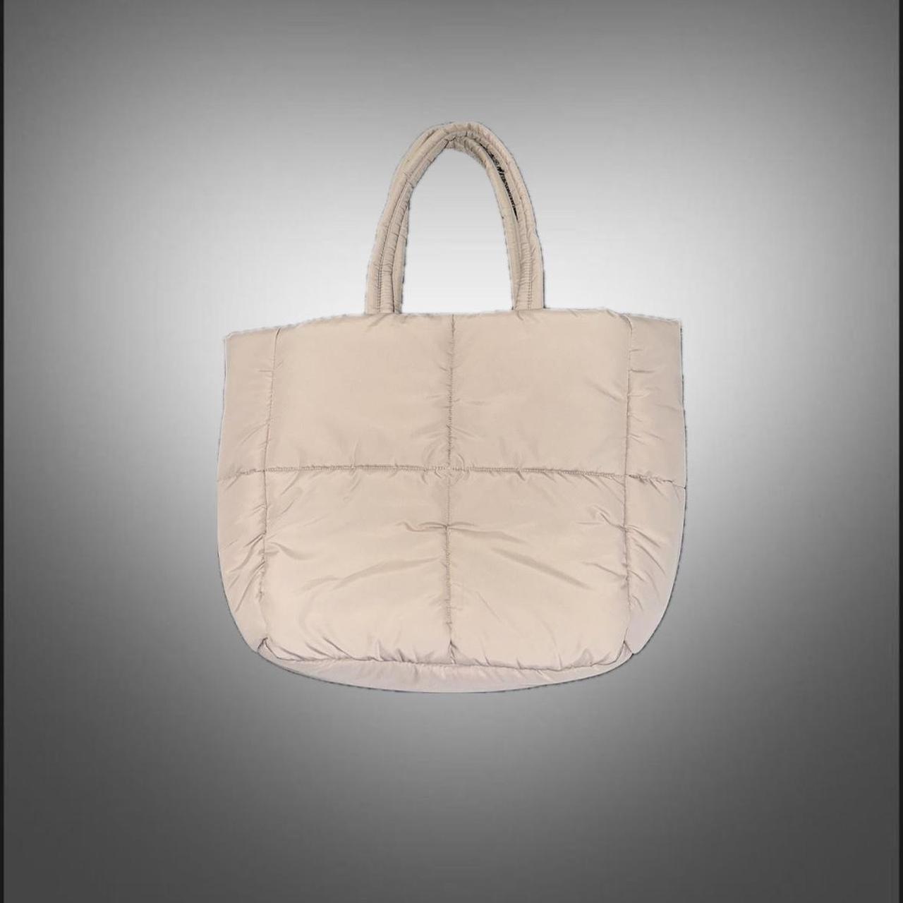 Cream Puffer Tote Brand: H&M | Depop