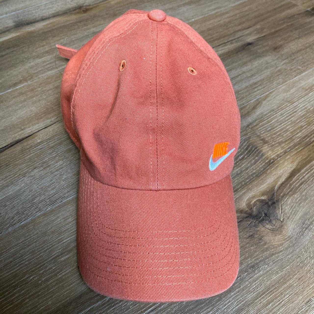 Dusty orange Nike Cap Neon Nike