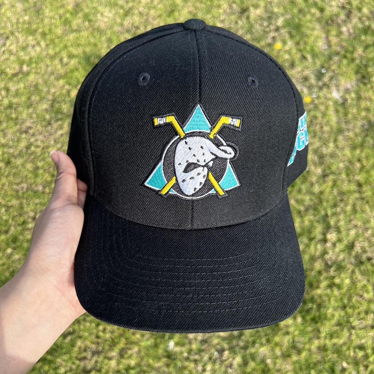 Kthla hotsell Mighty Ducks SnapBack