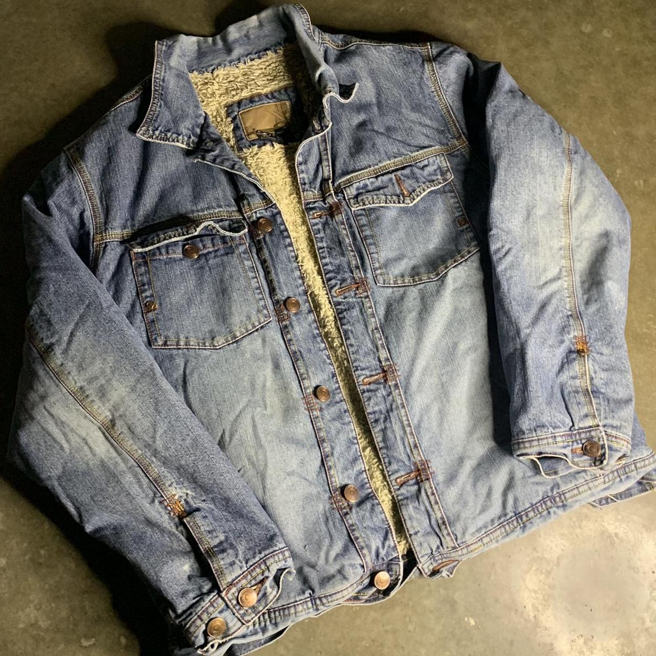 item listed by riverwalkvintage
