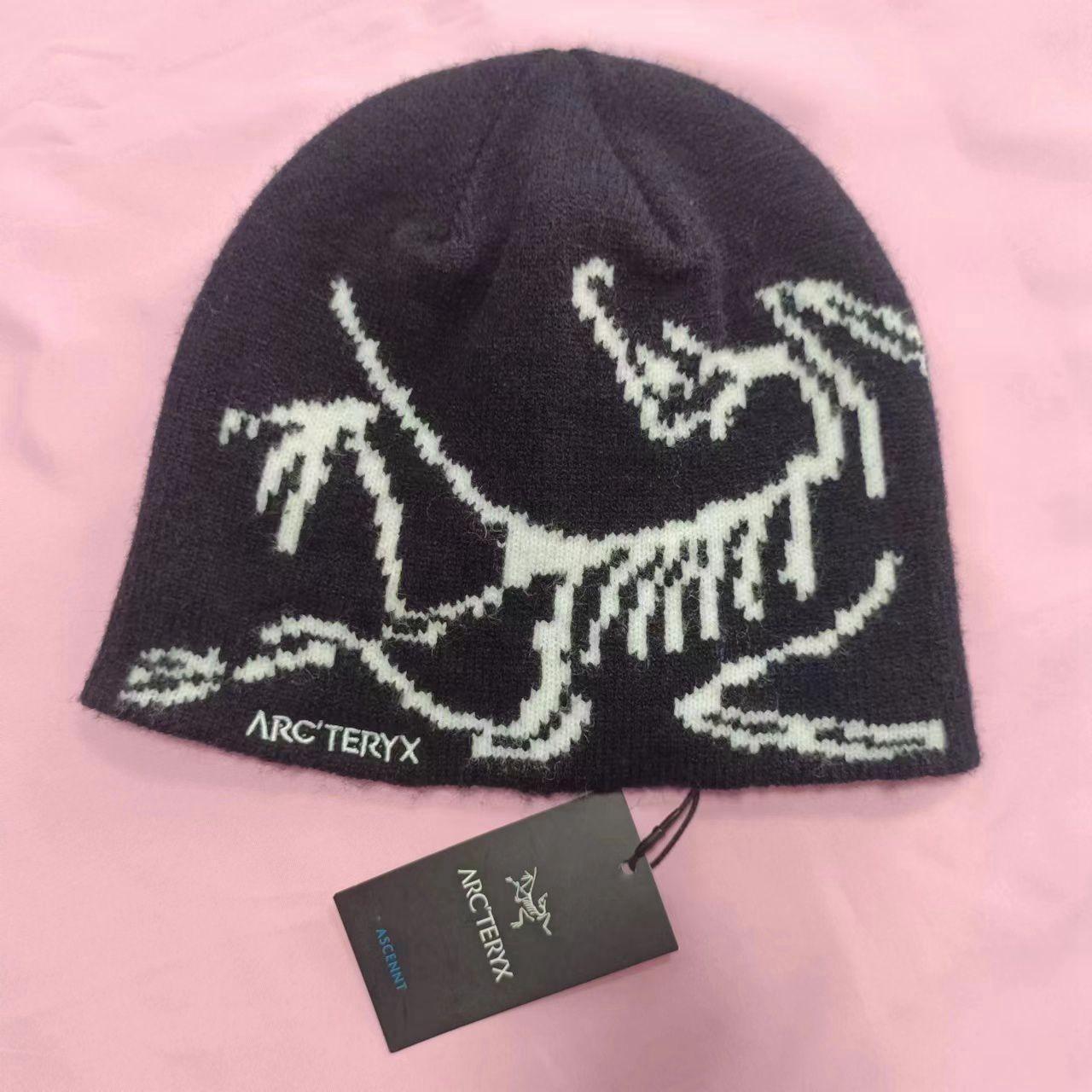 Arcteryx hat in black one size fits all. Y2k - Depop