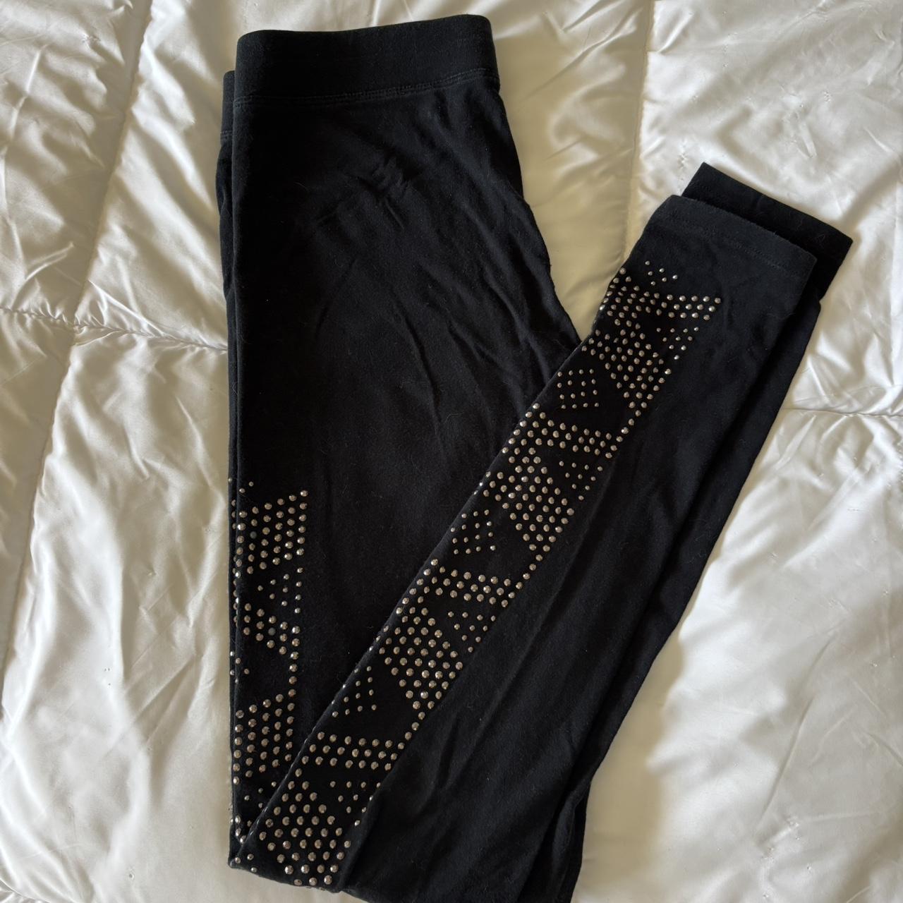 item listed by anastasiavibes