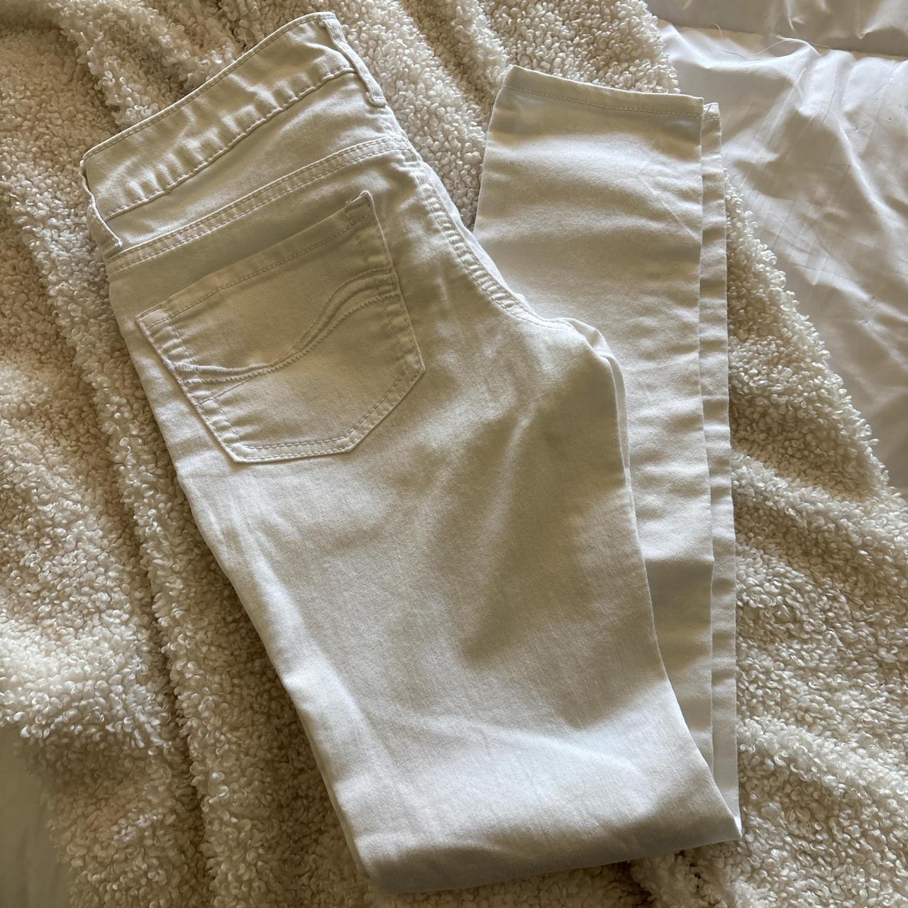 item listed by anastasiavibes