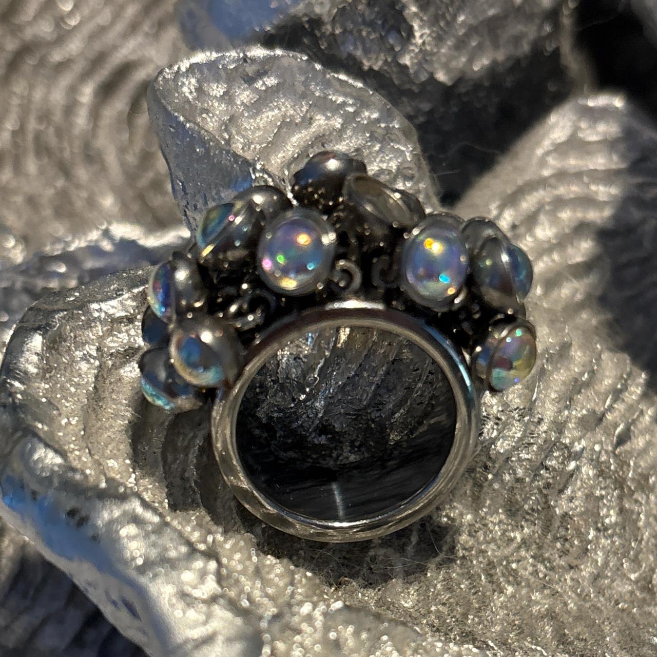 item listed by anastasiavibes
