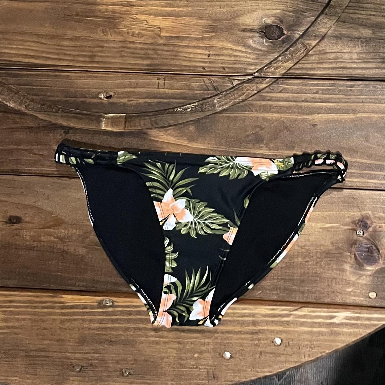 item listed by gracieslone