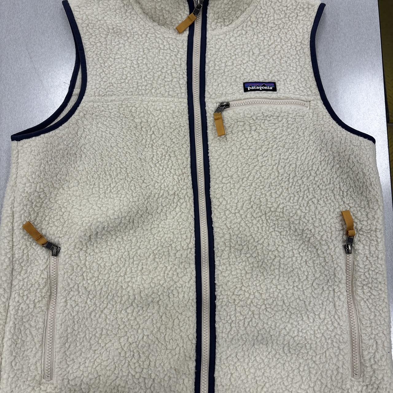Patagonia Women s Retro Pile Fleece Full Zip Vest Depop