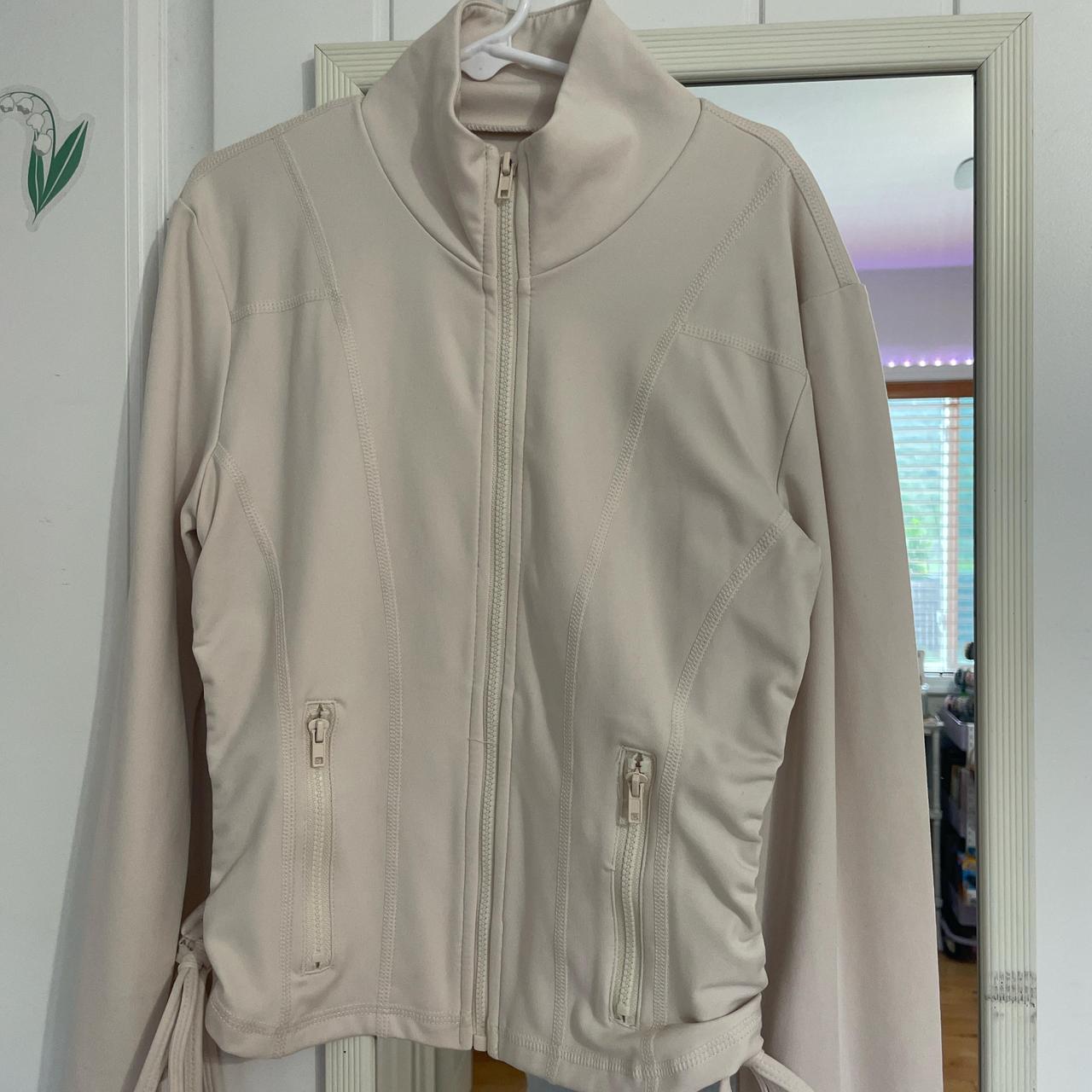 item listed by eva777444