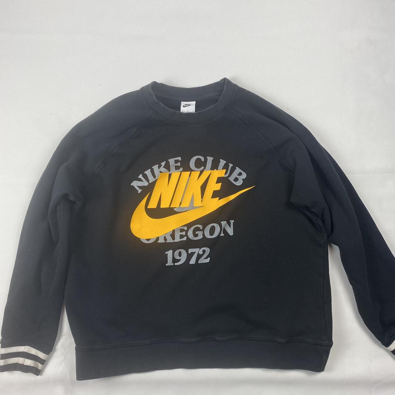 nike vintage sweatshirt black