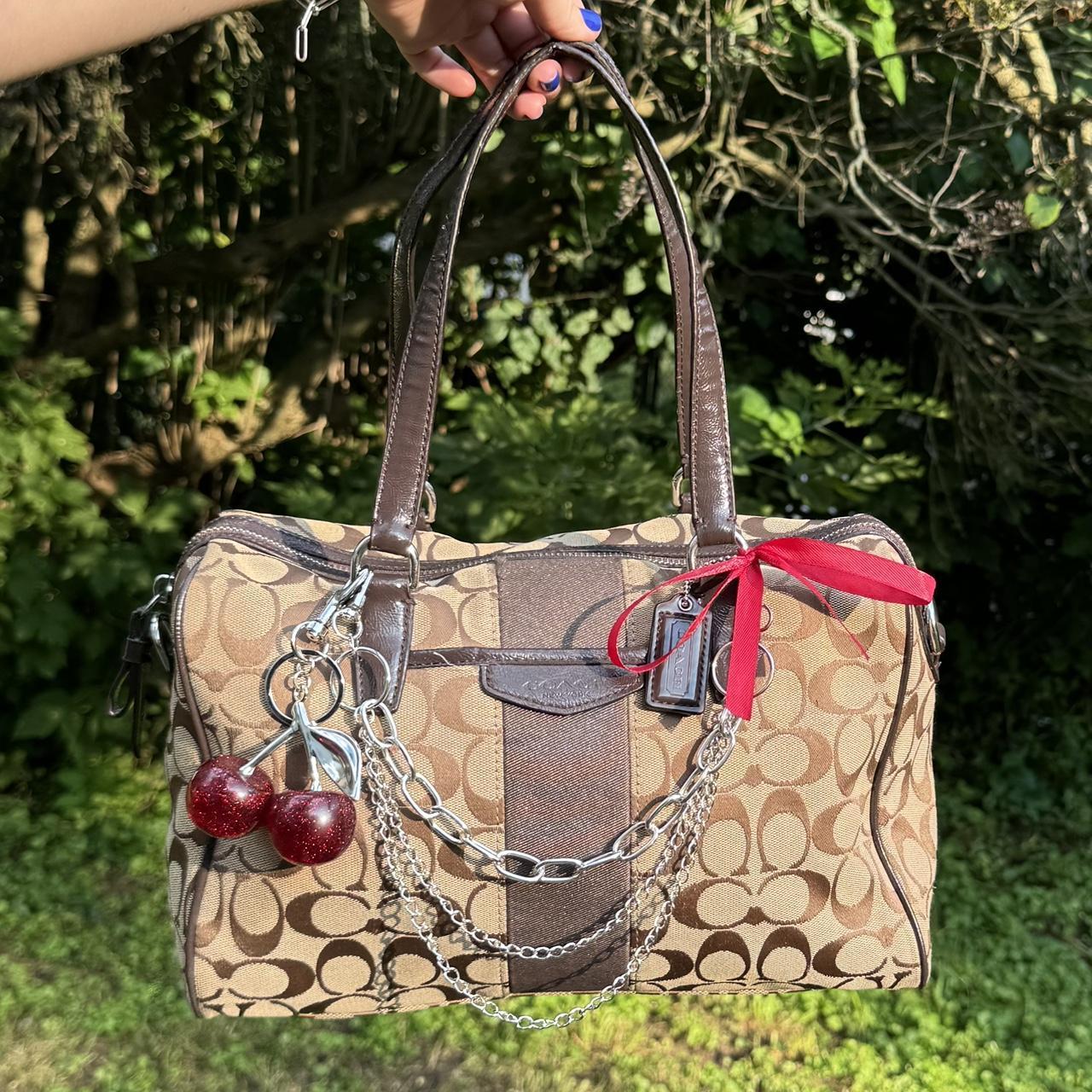item listed by basicallylainey