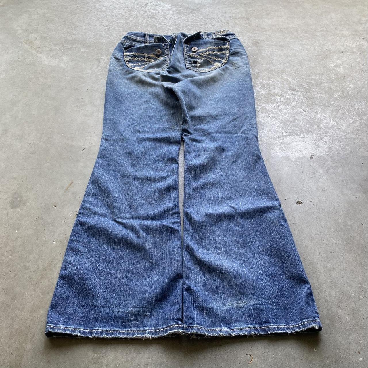 Silver Jeans Co. Women's Bootcut Embroidered Jean… - image 2