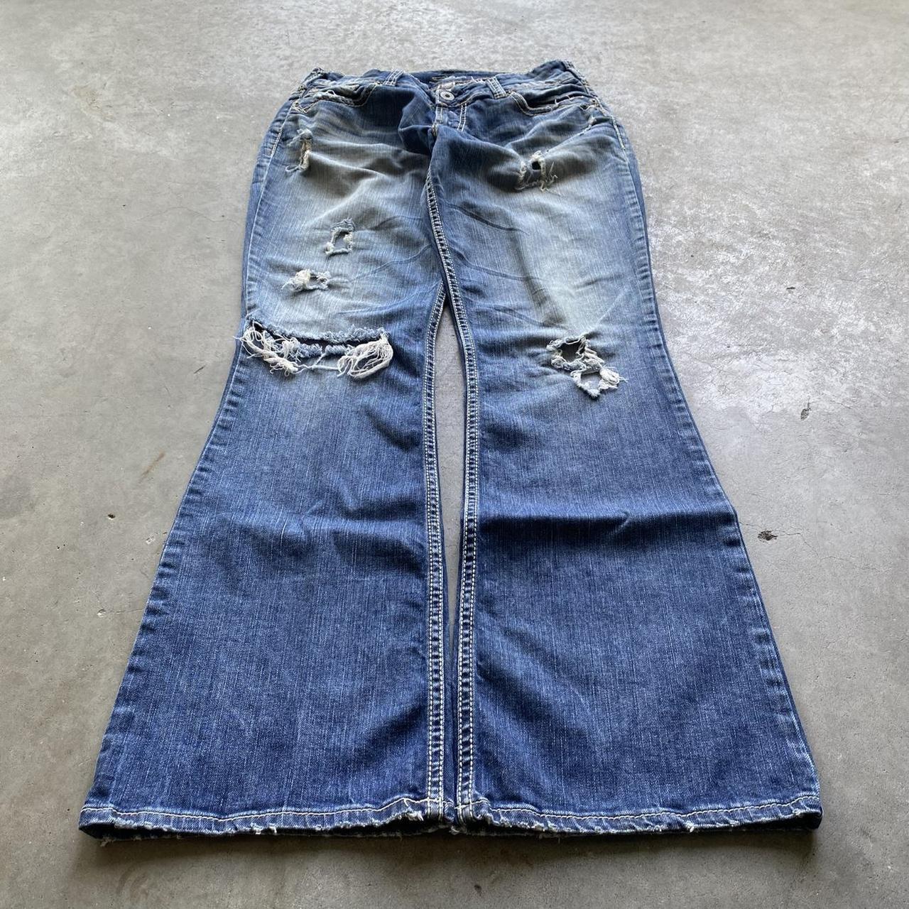 Silver Jeans Co. Women's Bootcut Embroidered Jean… - image 1