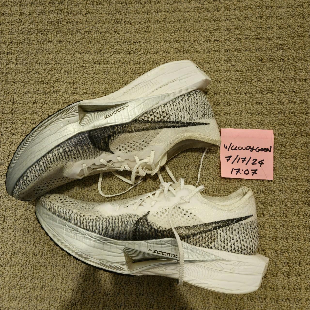 how much does the nike vaporfly weight
