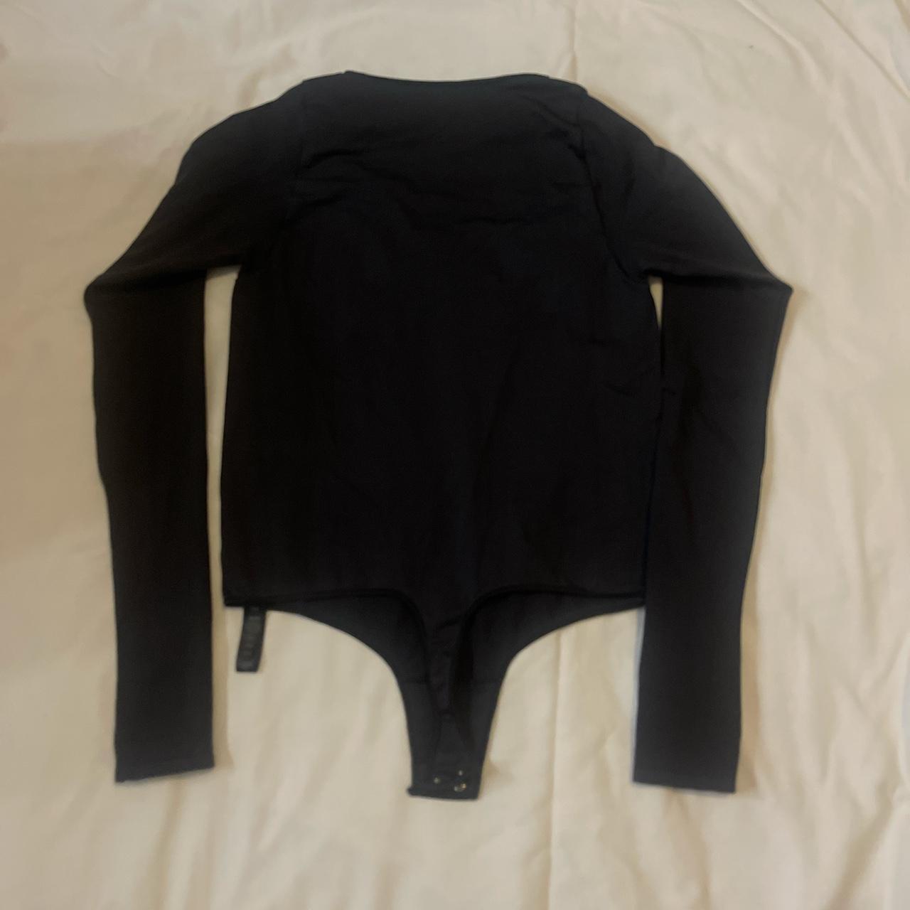 SKIMS ESSENTIAL LONG SLEEVE SCOOP NECK BODYSUIT