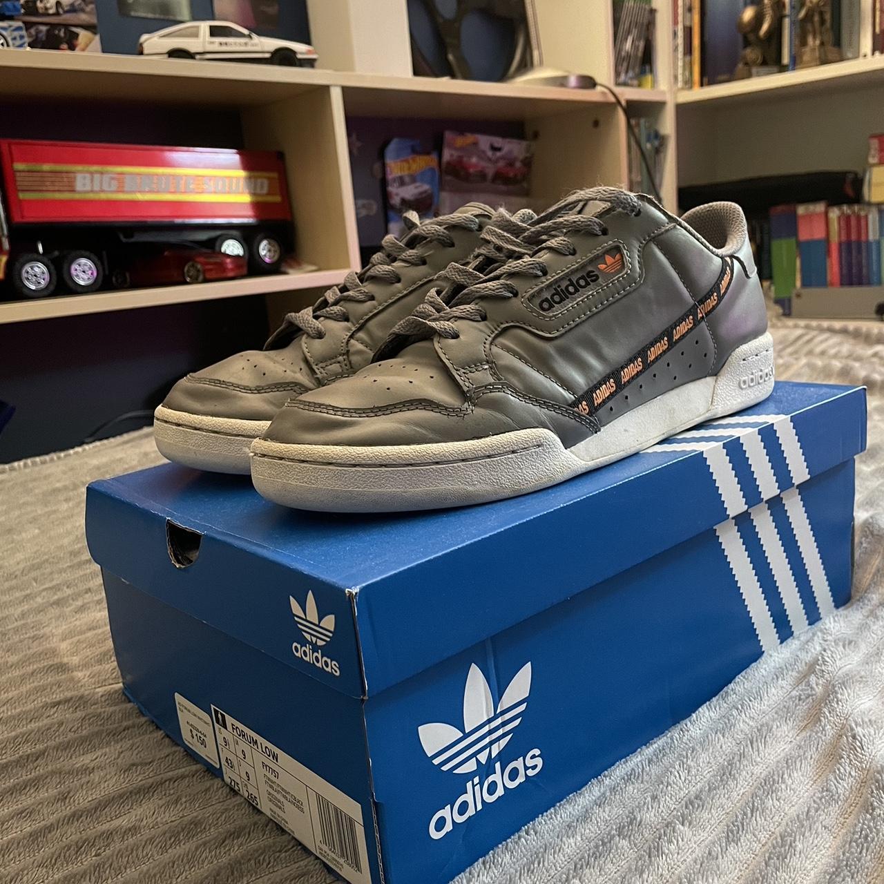 Adidas us 9 uk 8.5 adidas best sale