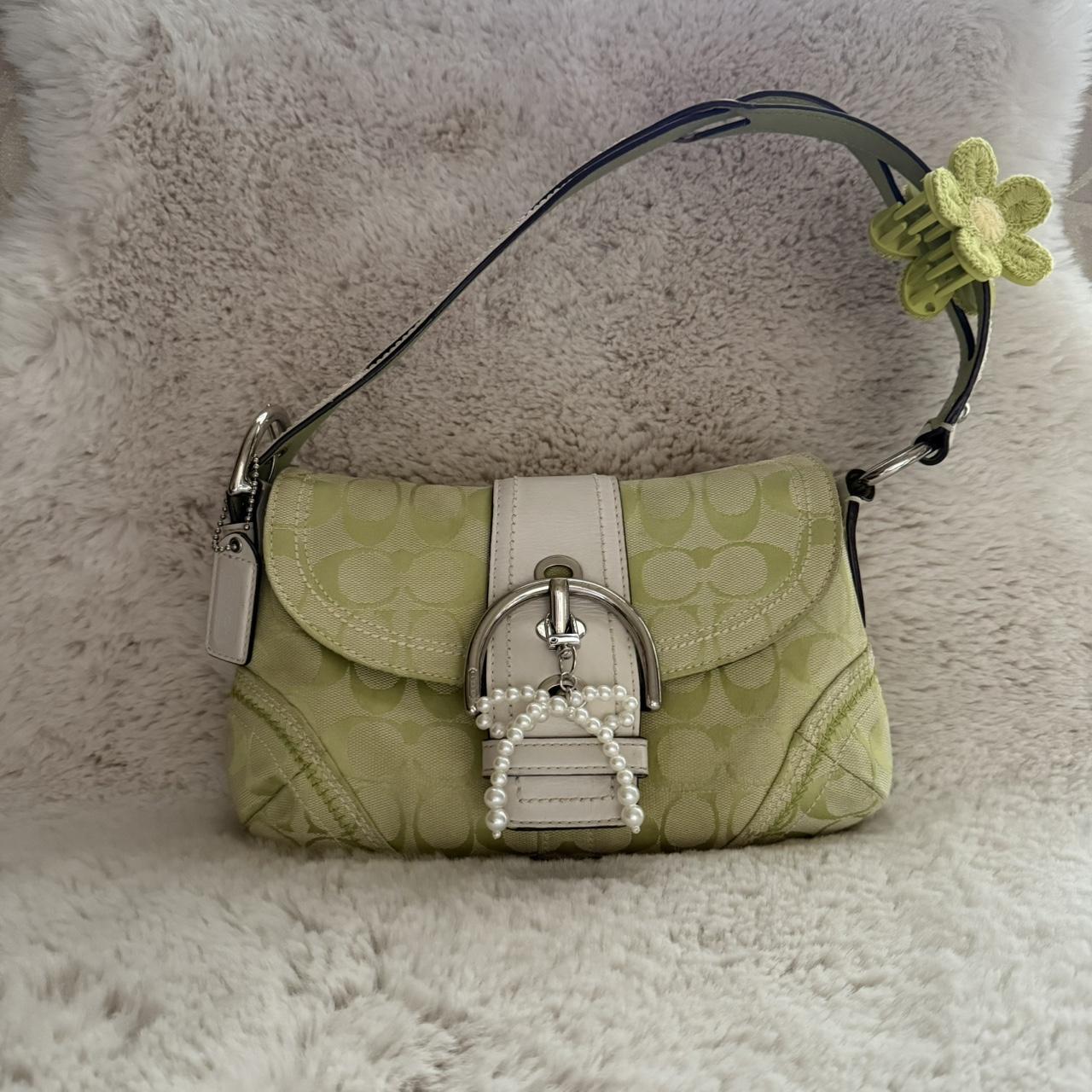 🍋‍🟩Gorgeous Coach Y2K Mini SoHo 🍋‍🟩Green Signature | Depop