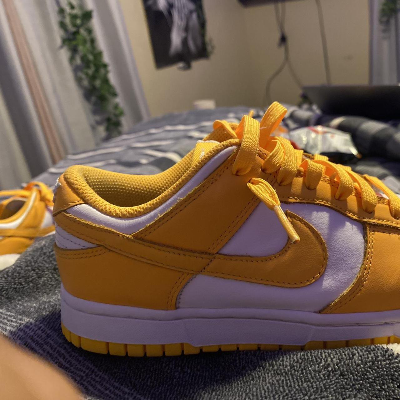 wmns laser orange dunks