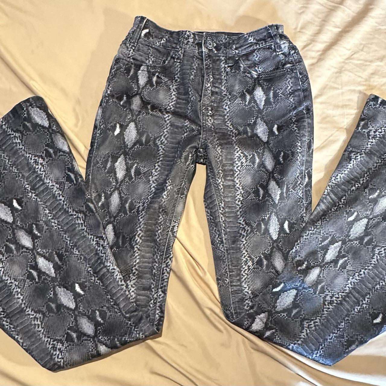item listed by alittlethisnthat22