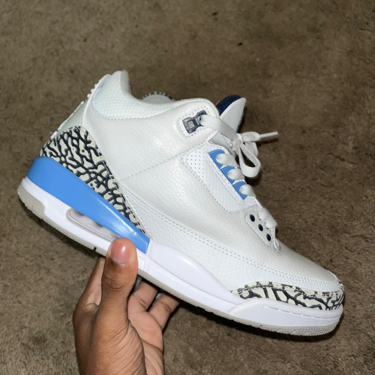 jordan 3 unc on feet
