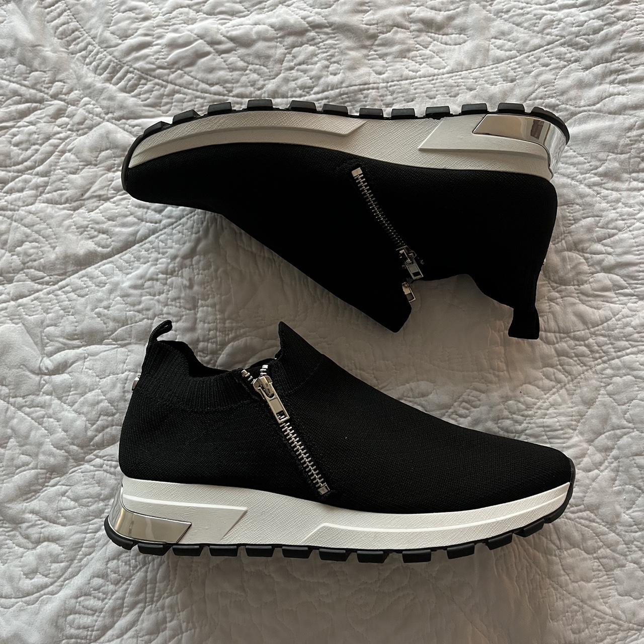 Steve madden black zipper hot sale sneakers