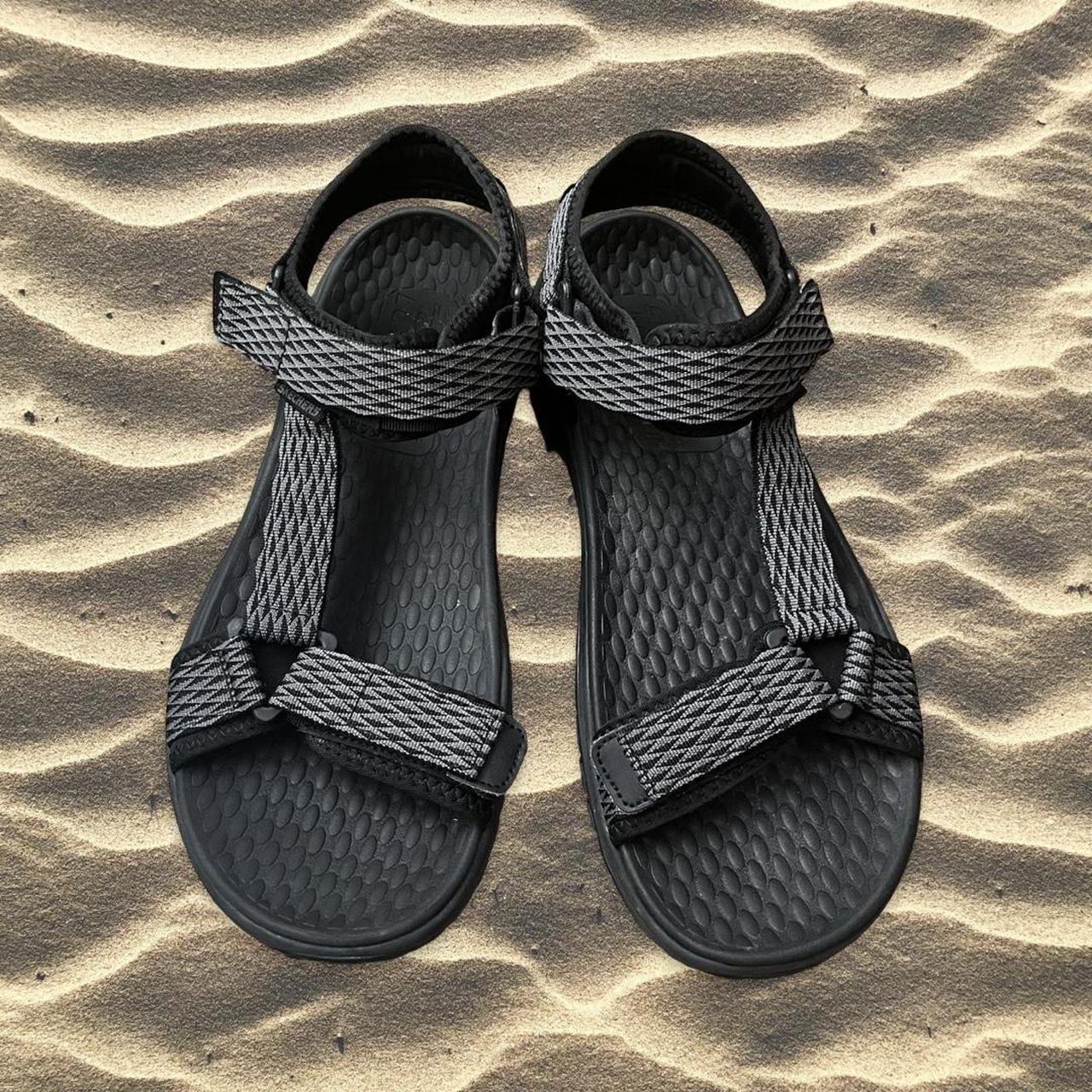 Goodyear Grey Mens Sandals Summer Casual Men Sandals Drive Anti