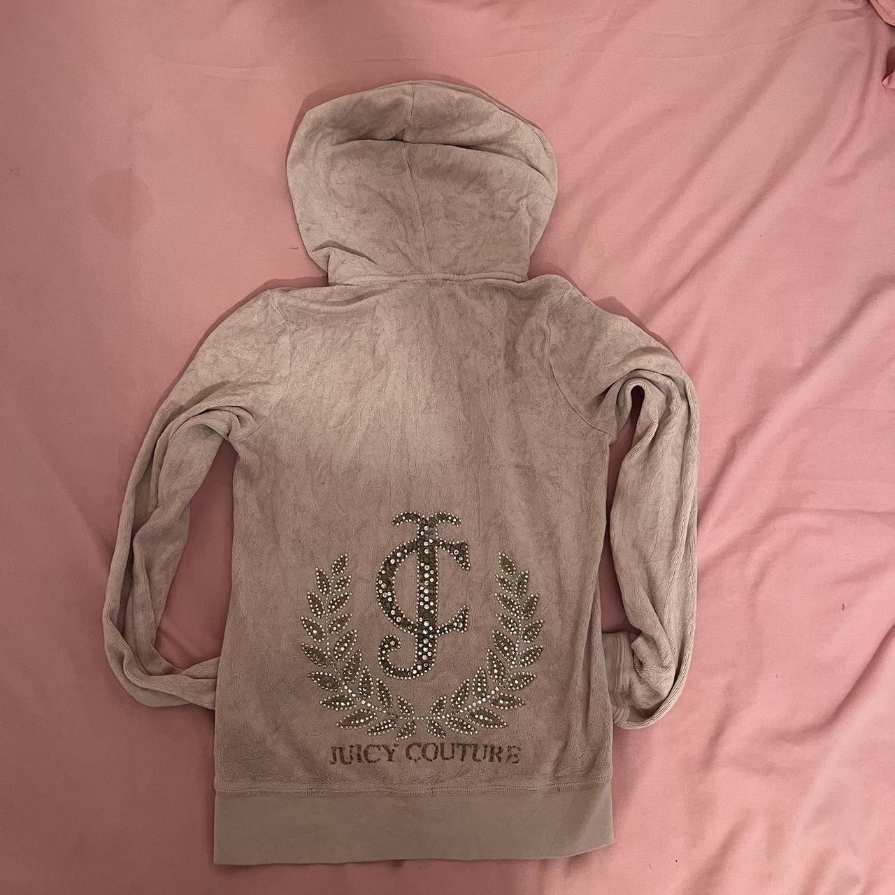 item listed by niyeoye06