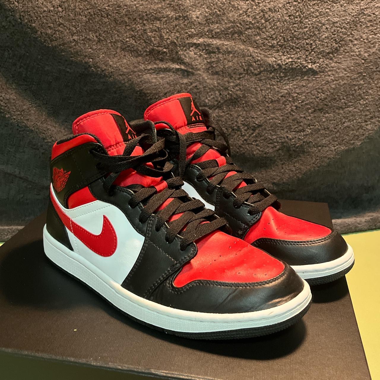 jordan black and red mid
