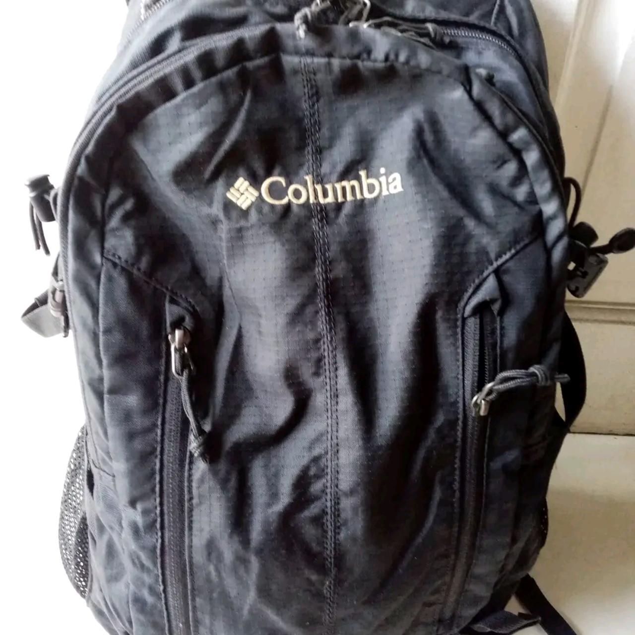 Columbia Backpack Original,32L Unisex price 40$ | Depop